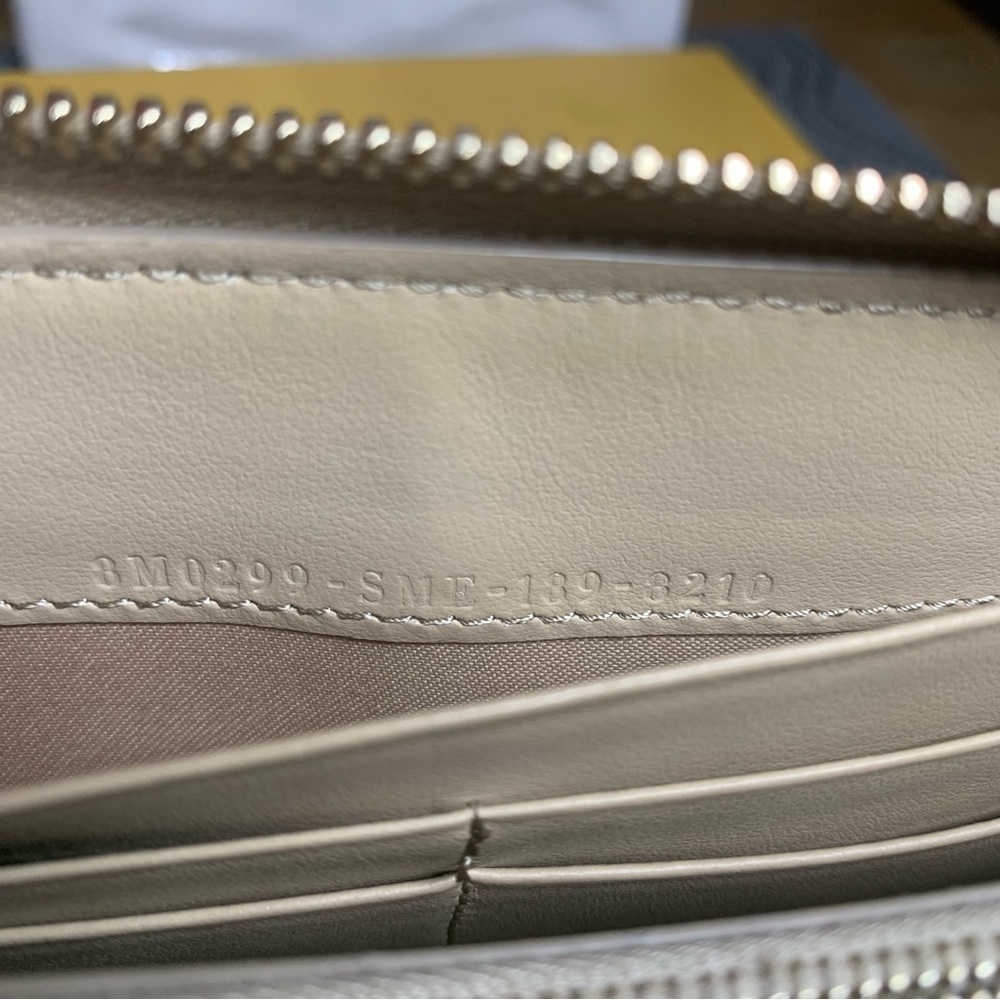 Pre Owned Fendi Taupe Leather Wallet with Gold Accent